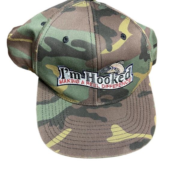 Camo Fishing I'm Hooked Fish Strapback Yupoong Hat - Picture 1 of 4